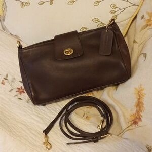 Gorgeous Coach Mahogany Vintage Demi Turn Lock #9154